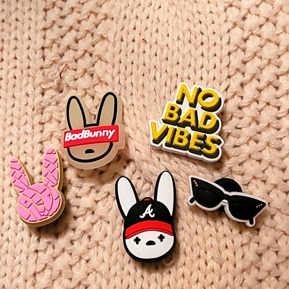 BAD BUNNY JIBBITZ FOR CROCS